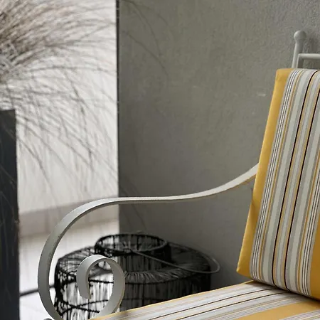 5 Viale Fano リミニ