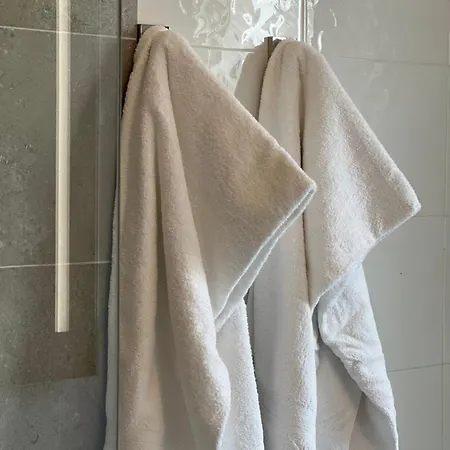 5 Viale Fano アパート リミニ