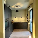 Apartamento 5 Viale Fano