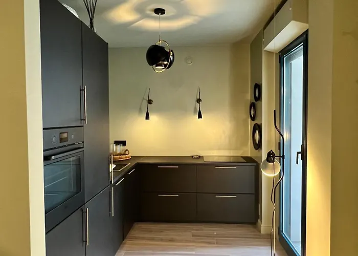 Appartement 5 Viale Fano